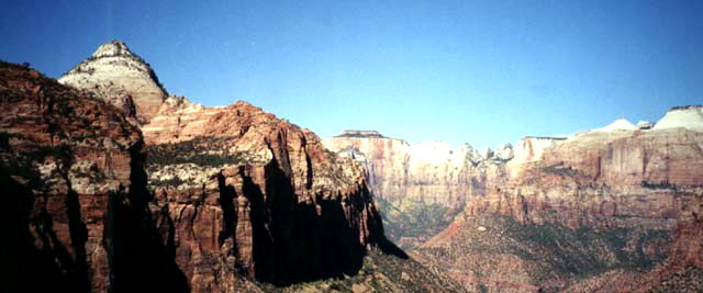 Zion National Park - Canyon Overlook