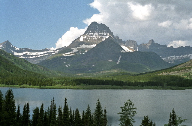 Glacier National Park - Many Glacier Swiftcurrent Lake